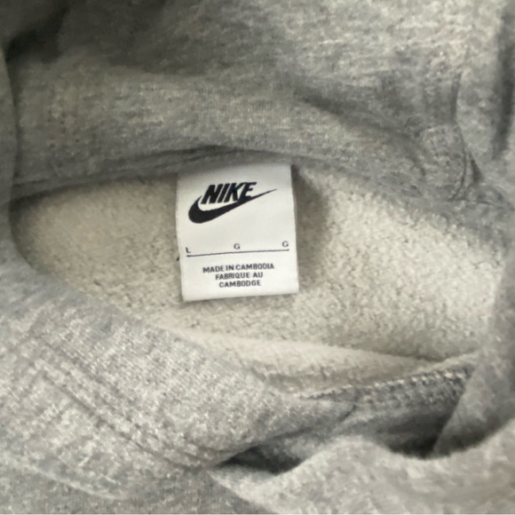 Youth Gray Nike Hoodie - Picture 4 of 9
